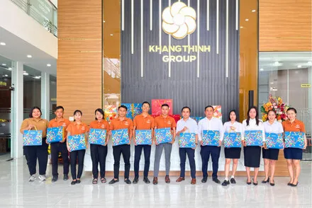 KHANG THỊNH GROUP TẶNG BÁNH TRUNG THU – CHIA SẺ NIỀM VUI TRONG MÙA TRUNG THU