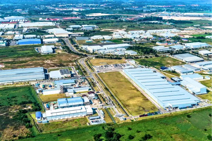 BẤT ĐỘNG SẢN CÔNG NGHIỆP BÌNH DƯƠNG – VÌ SAO ĐẤT NỀN KCN LÀ KÊNH ĐẦU TƯ HẤP DẪN?